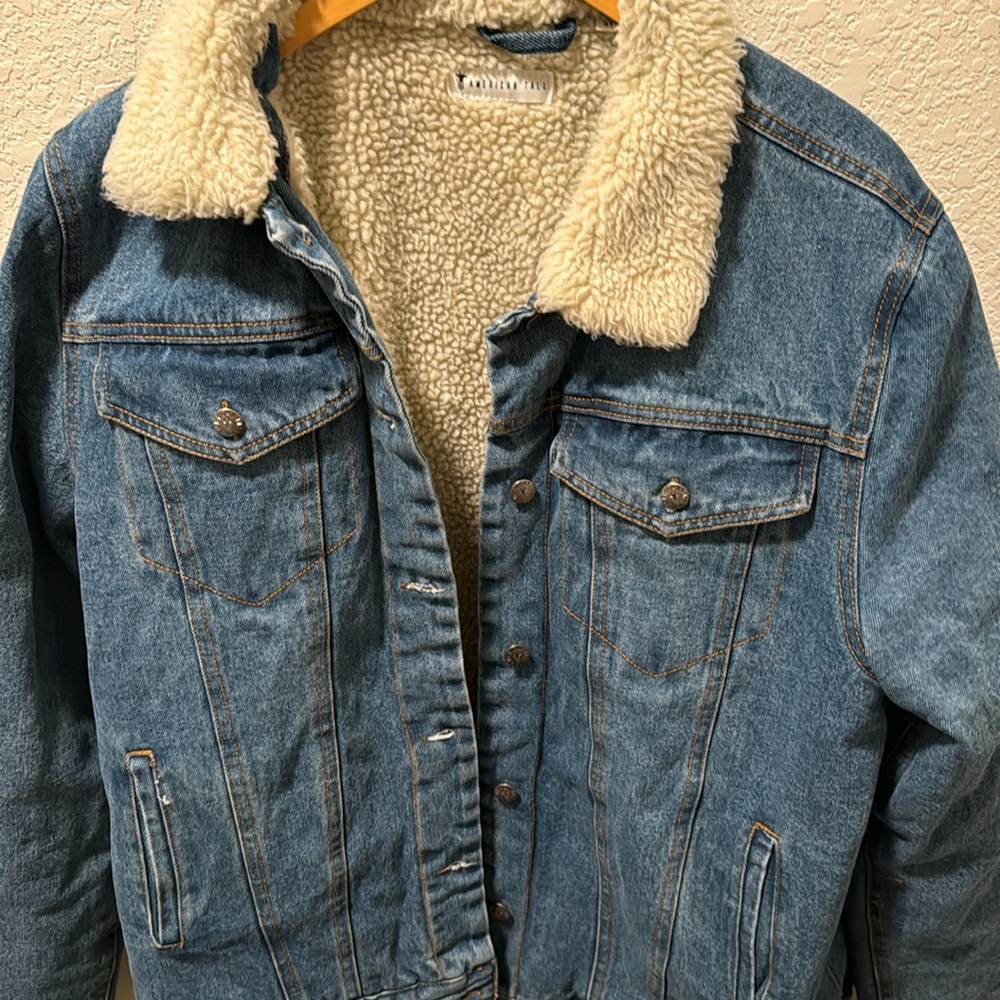 American Tall brand DENIM SHERPA WOMENS JACKET IN STONEWASH BLUE SZ L Tall
